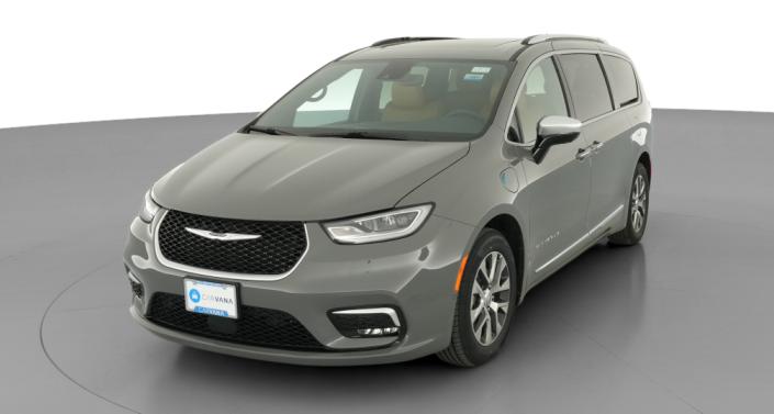 Thumbnail: 2023 Chrysler Pacifica - 1