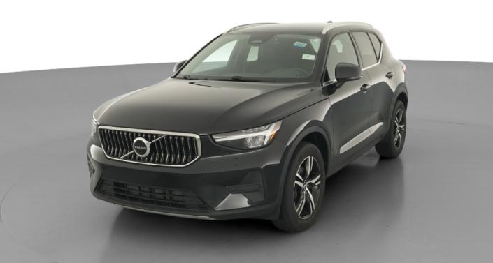 Thumbnail: 2025 Volvo XC40 - 1
