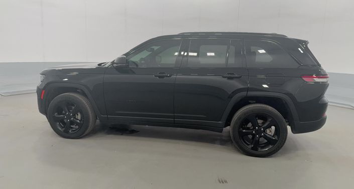 Thumbnail: 2023 Jeep Grand Cherokee - 1