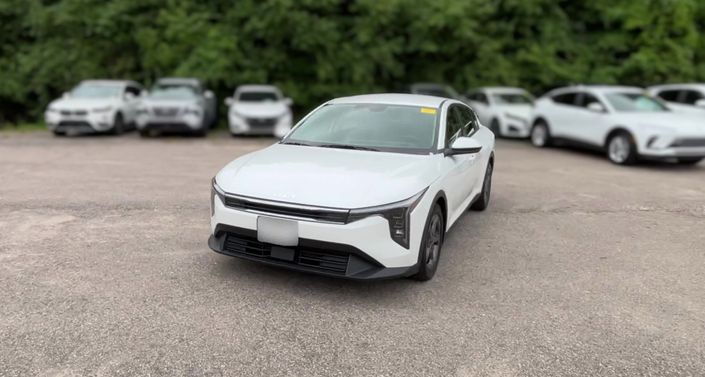 Thumbnail: 2025 Kia K4 - 1