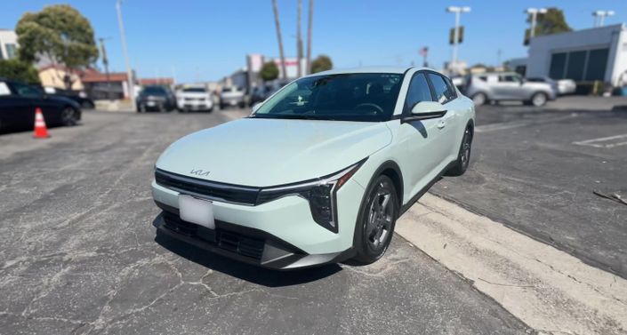 Thumbnail: 2025 Kia K4 - 1