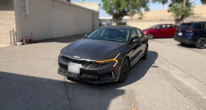 Thumbnail: 2025 Kia K5 - 1