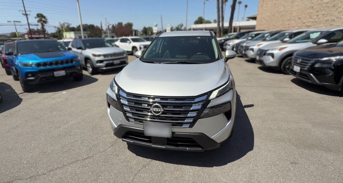 Thumbnail: 2025 Nissan Rogue - 1