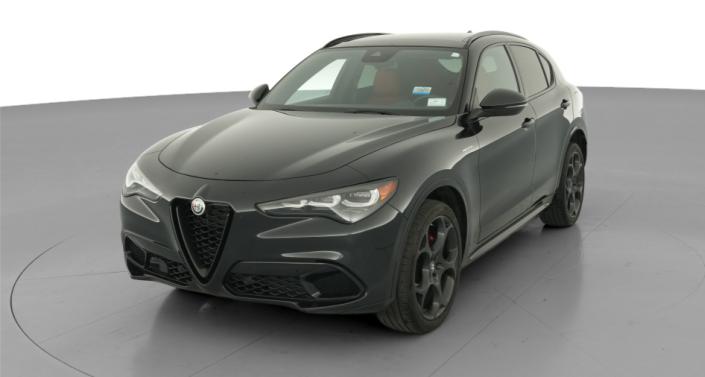 Thumbnail: 2024 Alfa Romeo Stelvio - 1