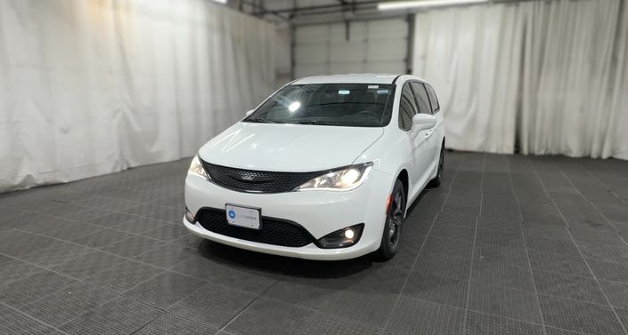 Thumbnail: 2018 Chrysler Pacifica - 1