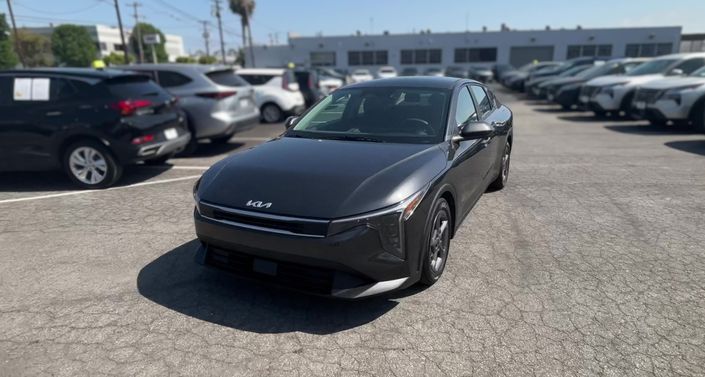 Thumbnail: 2025 Kia K4 - 1