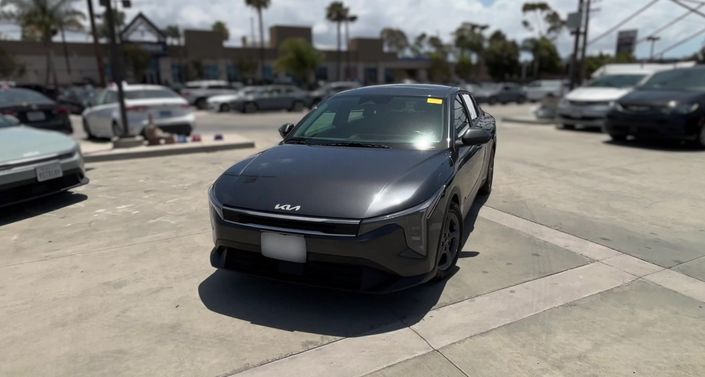 Thumbnail: 2025 Kia K4 - 1