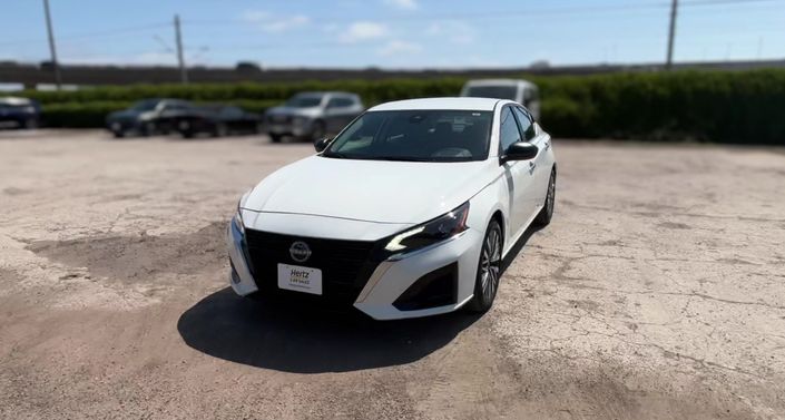 Thumbnail: 2025 Nissan Altima - 1
