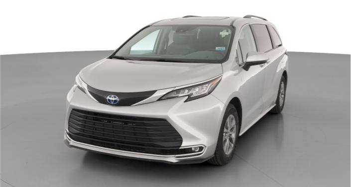 Thumbnail: 2023 Toyota Sienna - 1
