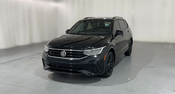 Thumbnail: 2022 Volkswagen Tiguan - 1
