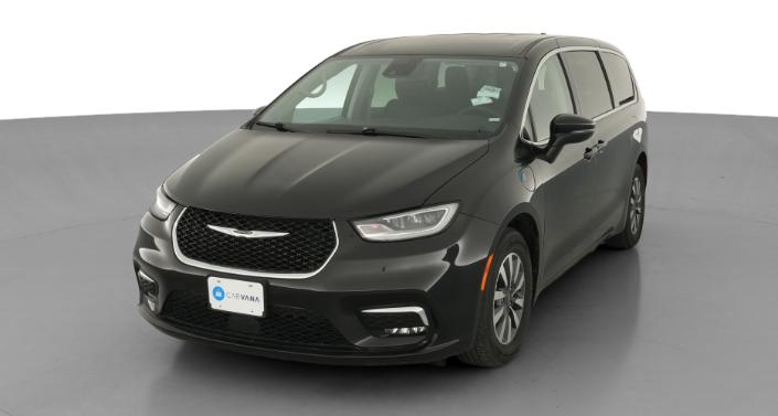 Thumbnail: 2023 Chrysler Pacifica - 1