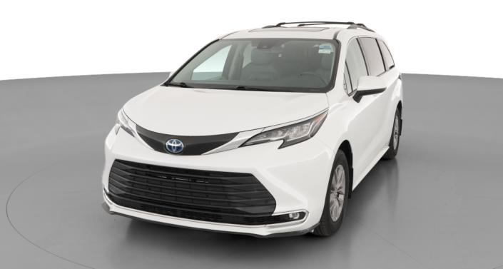 Thumbnail: 2022 Toyota Sienna - 1