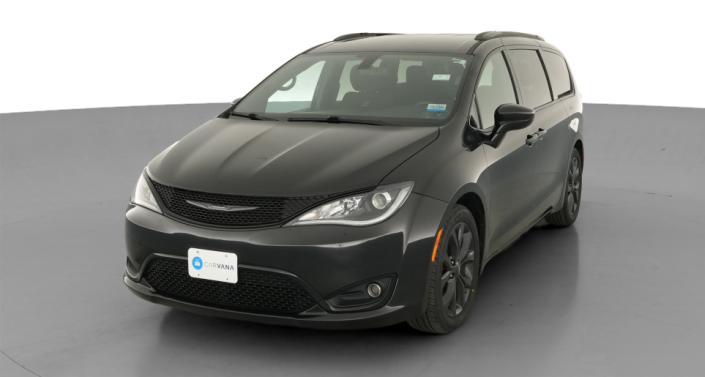Thumbnail: 2018 Chrysler Pacifica - 1