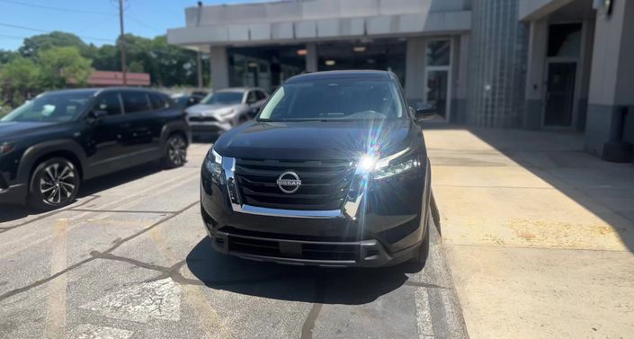 Thumbnail: 2025 Nissan Pathfinder - 1