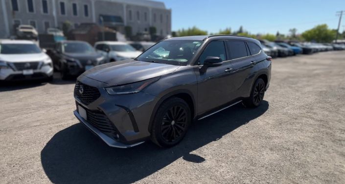 Thumbnail: 2024 Toyota Highlander - 1