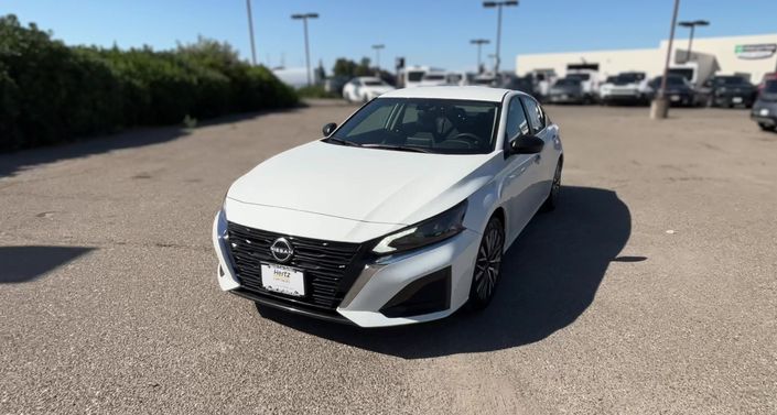 Thumbnail: 2025 Nissan Altima - 1