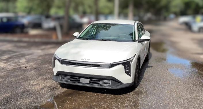 Thumbnail: 2025 Kia K4 - 1