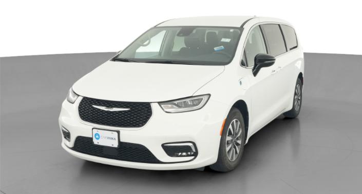 Thumbnail: 2024 Chrysler Pacifica - 1