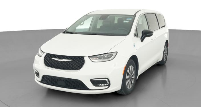 Thumbnail: 2024 Chrysler Pacifica - 1