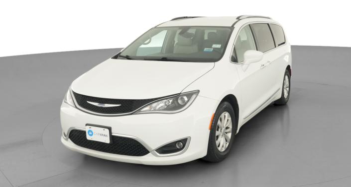 Thumbnail: 2018 Chrysler Pacifica - 1