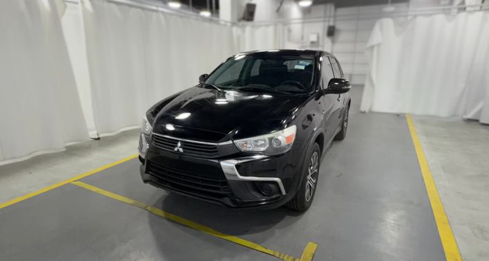 Thumbnail: 2017 Mitsubishi Outlander Sport - 1
