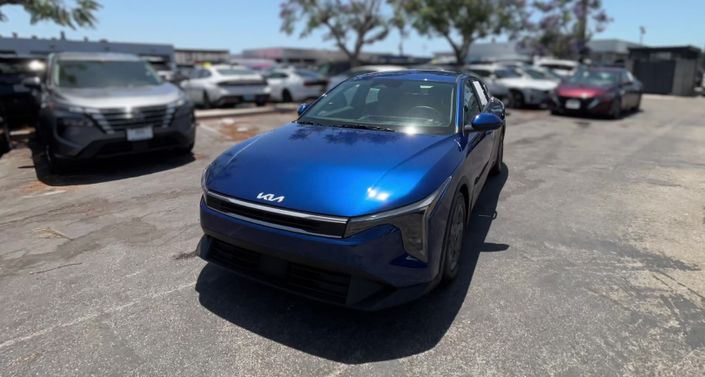 Thumbnail: 2025 Kia K4 - 1