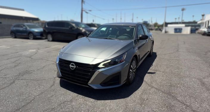 Thumbnail: 2025 Nissan Altima - 1