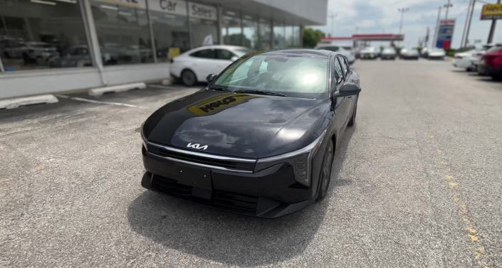 Thumbnail: 2025 Kia K4 - 1