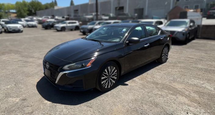 Thumbnail: 2025 Nissan Altima - 1