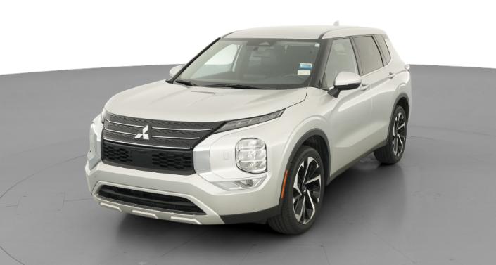 Thumbnail: 2023 Mitsubishi Outlander - 1
