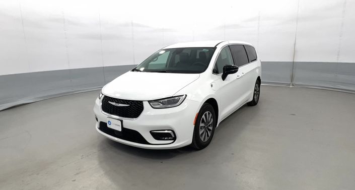 Thumbnail: 2024 Chrysler Pacifica - 1
