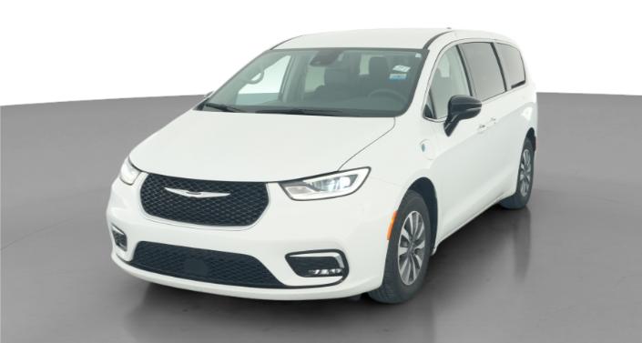 Thumbnail: 2024 Chrysler Pacifica - 1
