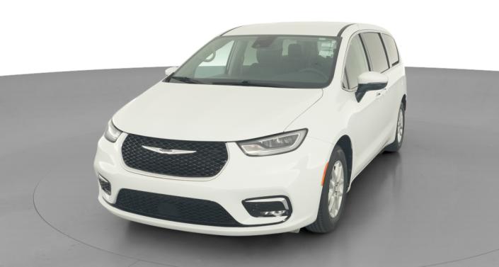 Thumbnail: 2023 Chrysler Pacifica - 1