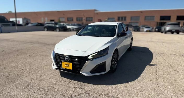 Thumbnail: 2025 Nissan Altima - 1
