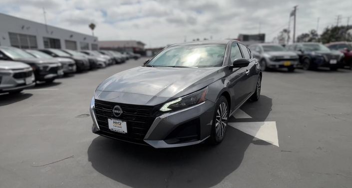 Thumbnail: 2025 Nissan Altima - 1