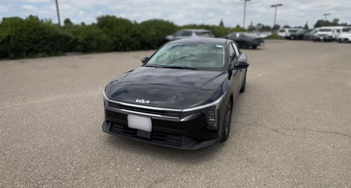 Thumbnail: 2025 Kia K4 - 1