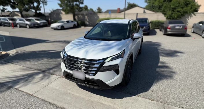 Thumbnail: 2025 Nissan Rogue - 1