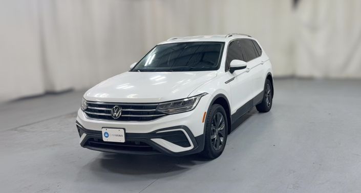 Thumbnail: 2023 Volkswagen Tiguan - 1