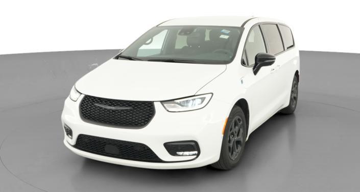 Thumbnail: 2024 Chrysler Pacifica - 1