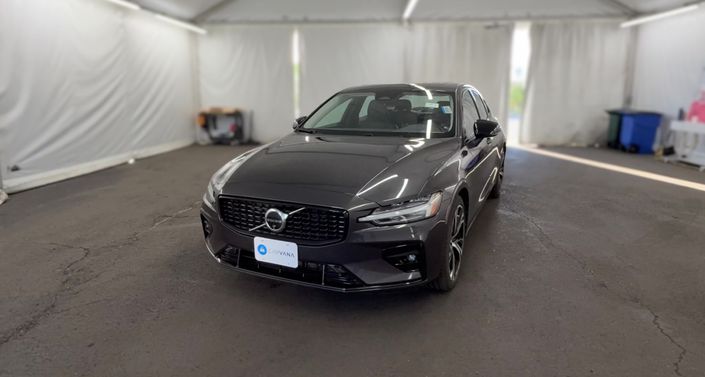 Thumbnail: 2024 Volvo S60 - 1