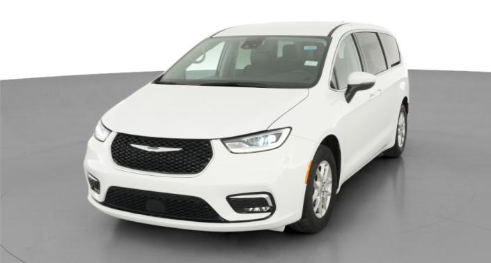 Thumbnail: 2023 Chrysler Pacifica - 1