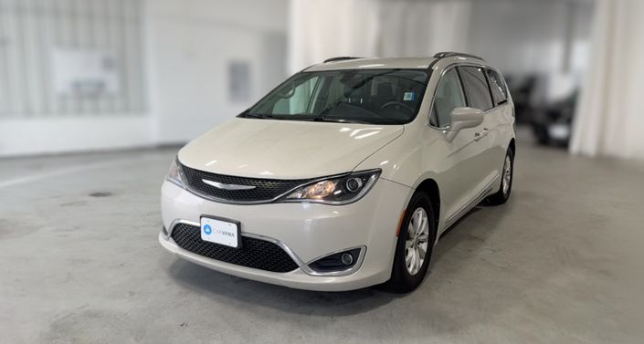 Thumbnail: 2017 Chrysler Pacifica - 1