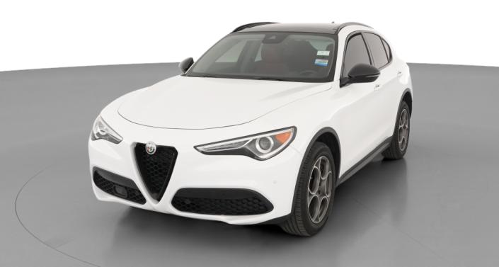 Thumbnail: 2021 Alfa Romeo Stelvio - 1