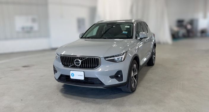 Thumbnail: 2025 Volvo XC40 - 1