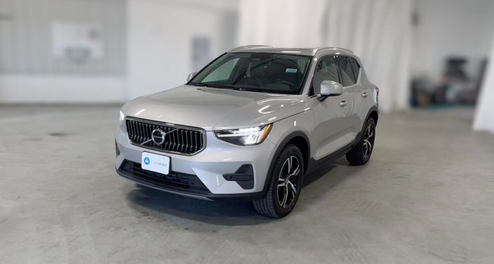 Thumbnail: 2025 Volvo XC40 - 1