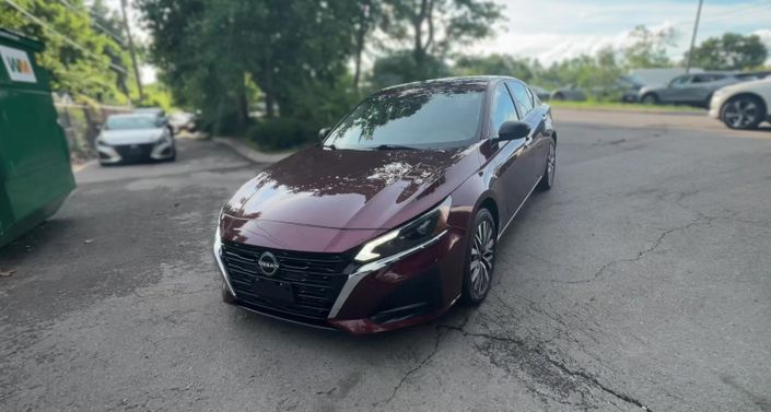 Thumbnail: 2025 Nissan Altima - 1
