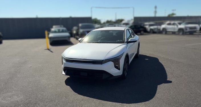 Thumbnail: 2025 Kia K4 - 1