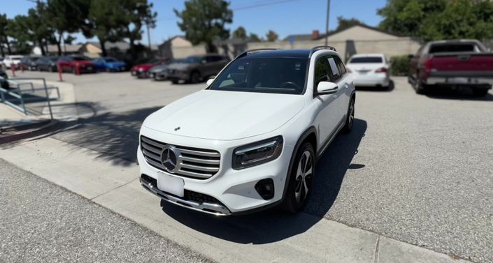 Thumbnail: 2025 Mercedes-Benz GLB - 1