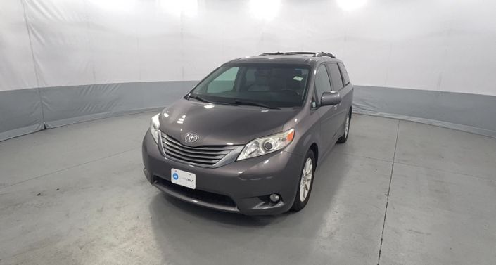 Thumbnail: 2016 Toyota Sienna - 1