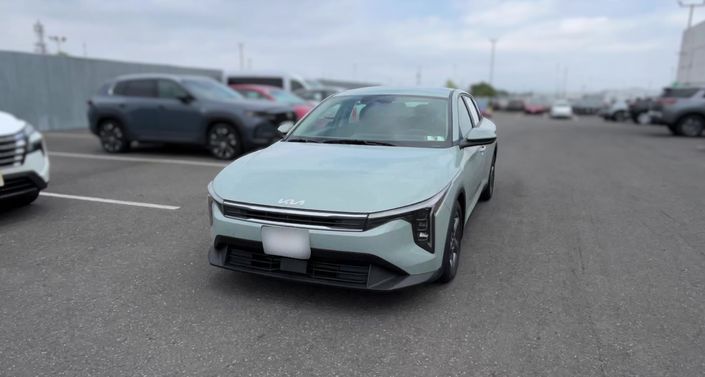 Thumbnail: 2025 Kia K4 - 1